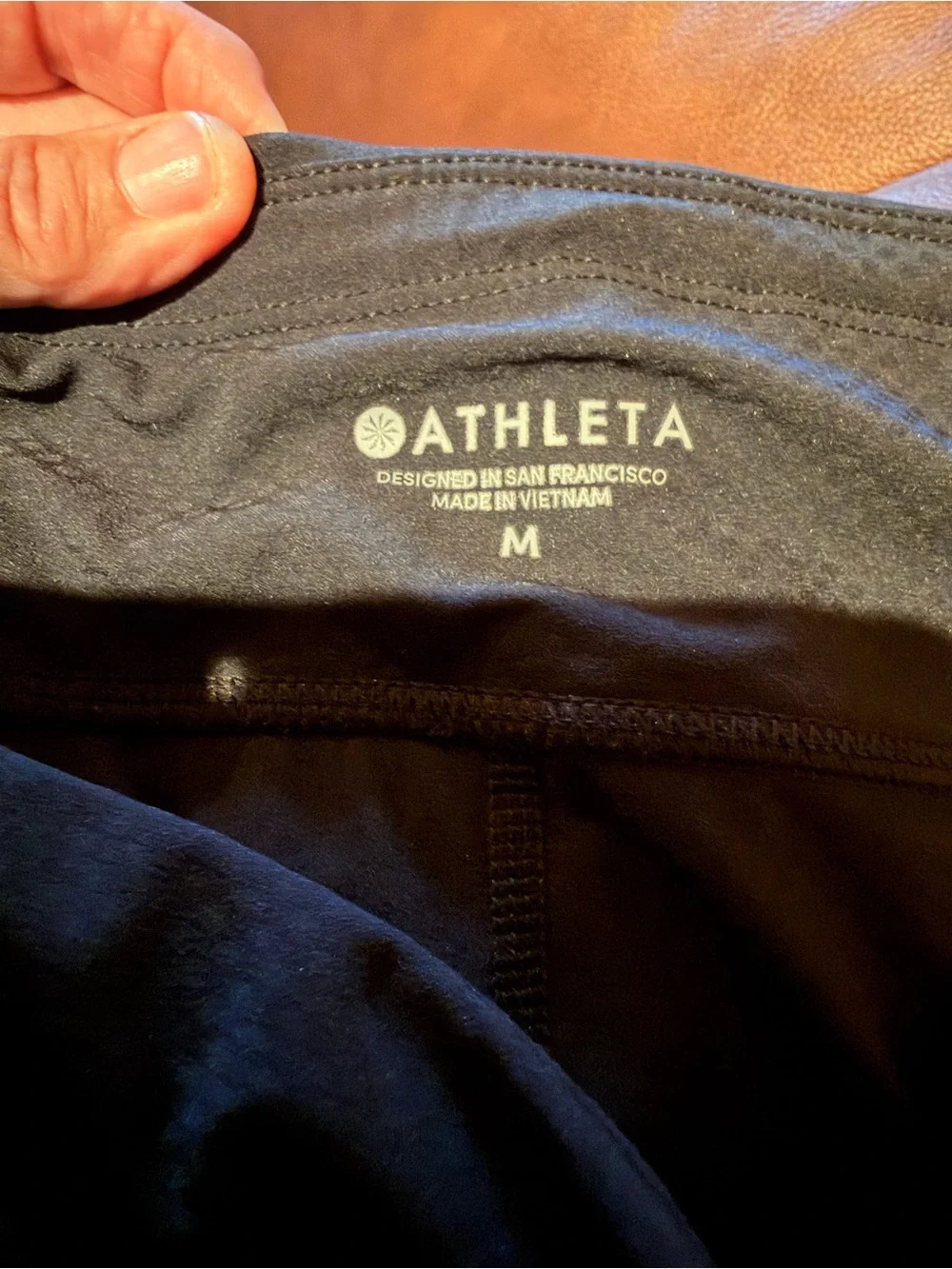 Athleta Black Dobby Be Free knickers Size Medium EUC great for hiking in. - Picture 4 of 6
